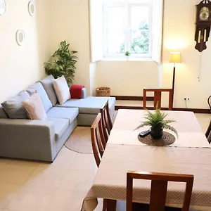 https://jardim-das-amoreiras-central-apartment.hotels-lisbon-portugal.com